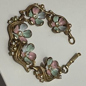 Vintage Bracelet Pastel Gold Flowers Gem Bracelet Feminine Elegant